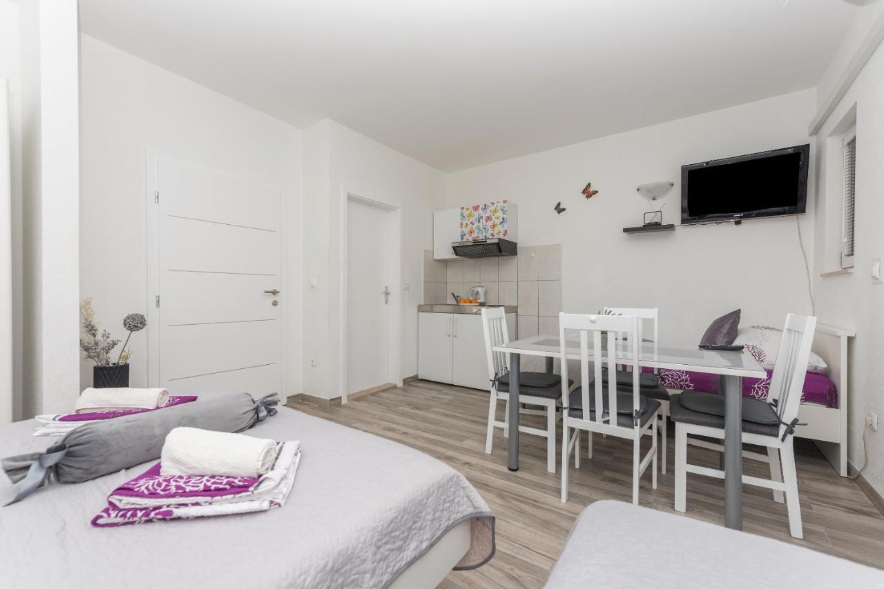 Apartmani Franko Baška Voda Zewnętrze zdjęcie