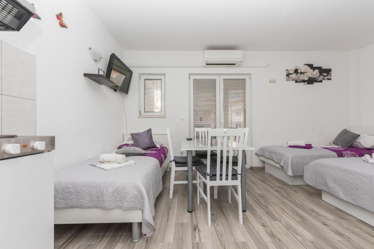 Apartmani Franko Baška Voda Zewnętrze zdjęcie
