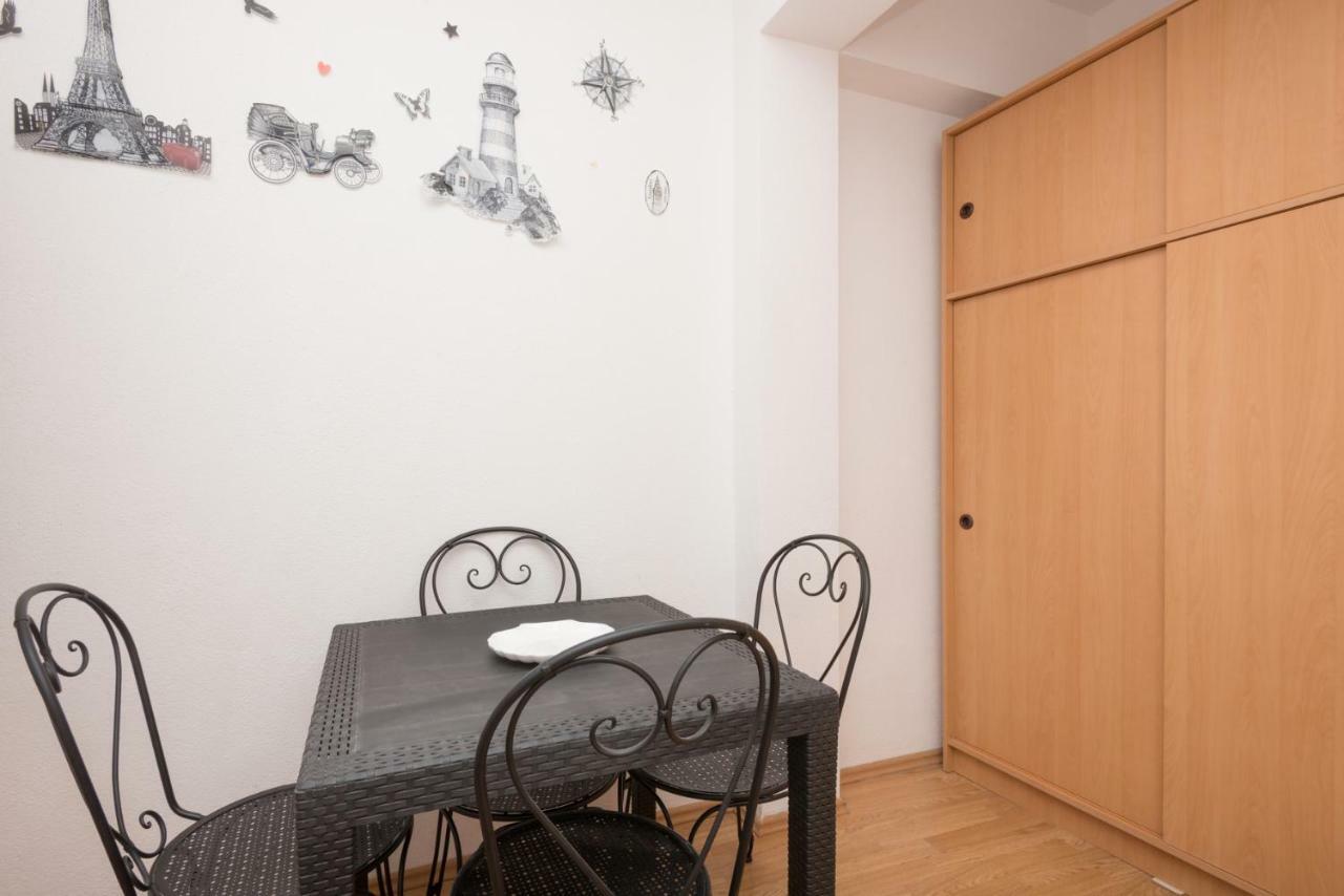 Apartmani Franko Baška Voda Zewnętrze zdjęcie