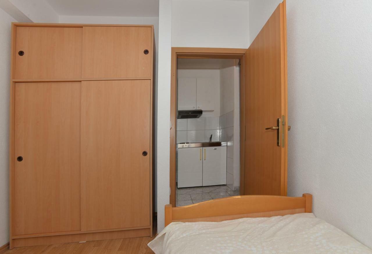 Apartmani Franko Baška Voda Zewnętrze zdjęcie